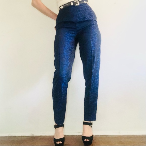 🔥SOLD🔥90s VTG ANN TAYLOR Blue Paisley Silk Tapered Pants - Picture 7 of 11
